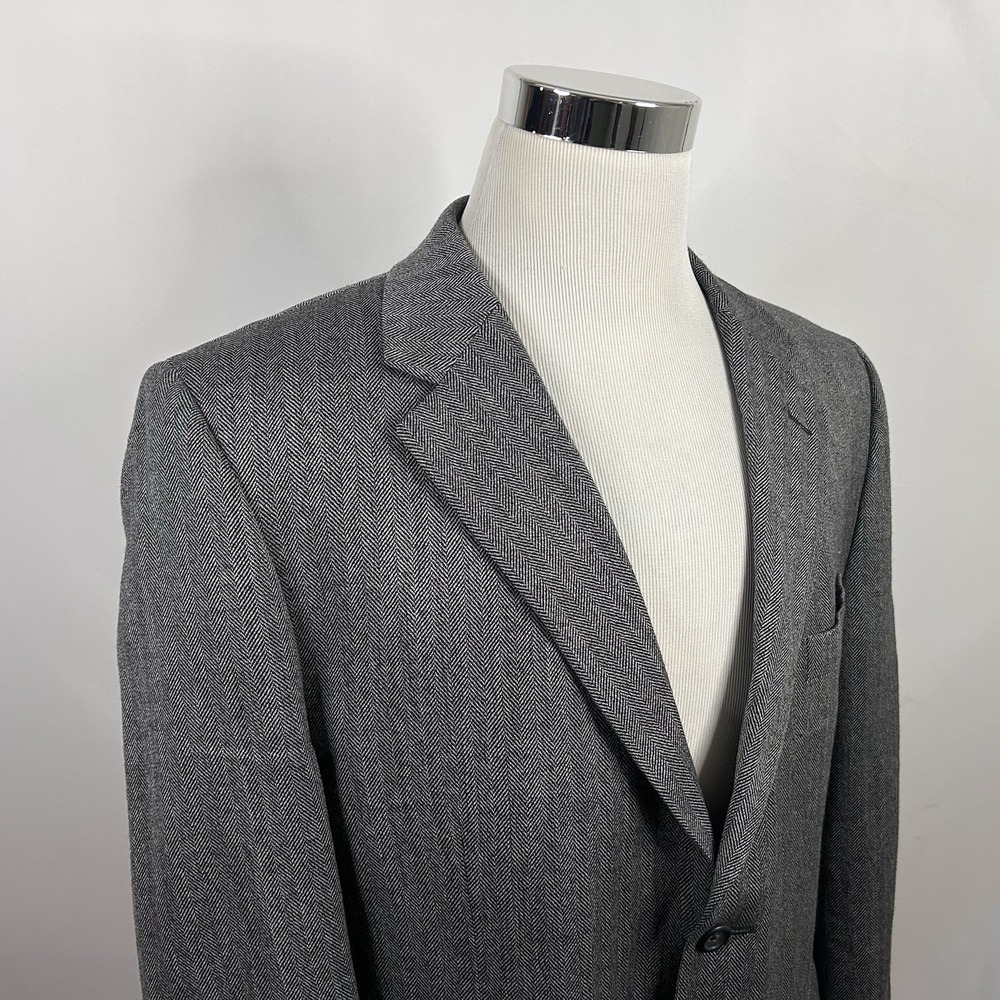 Joseph & Feiss 42S Sport Coat 100% Lambswool Herringbone Two Button Vented